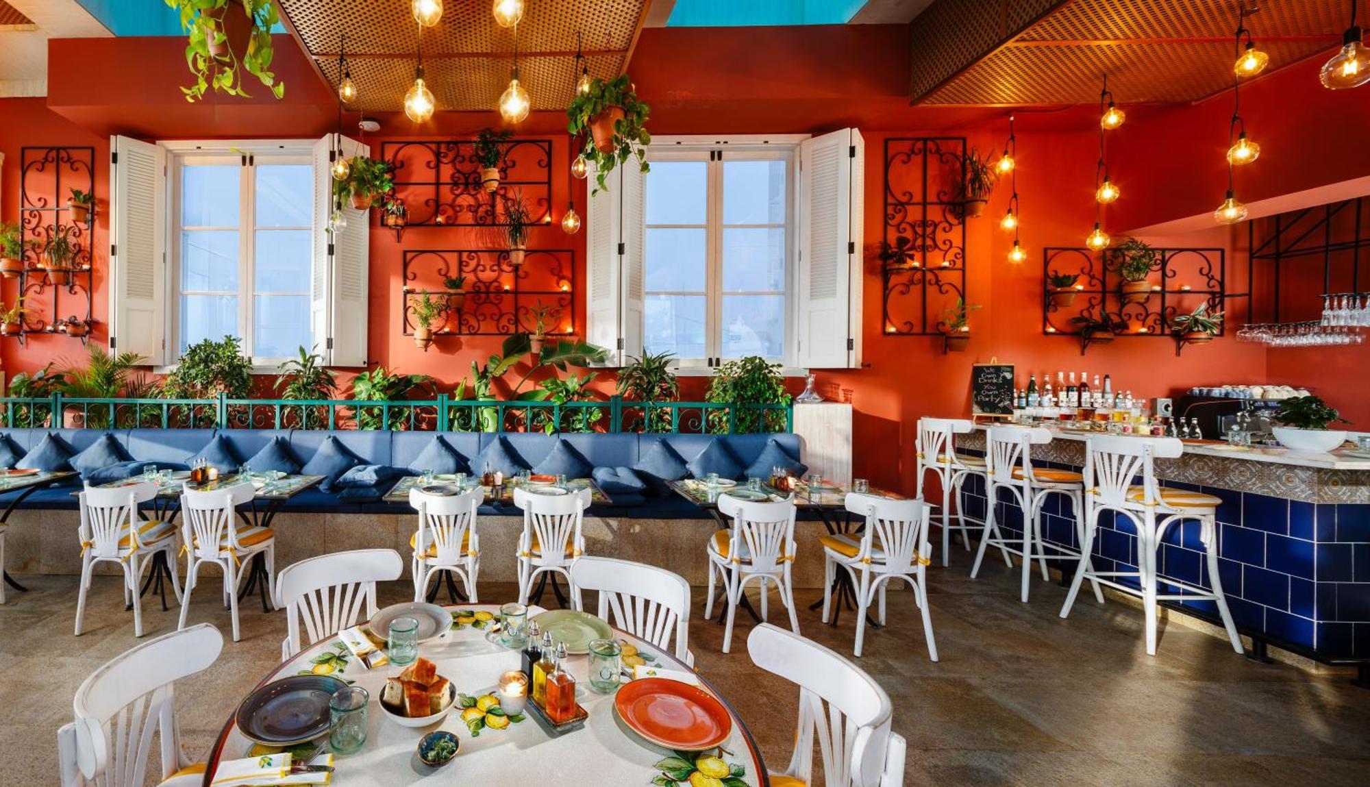 Millennium Place Doha Ngoại thất bức ảnh Restaurant in the hotel