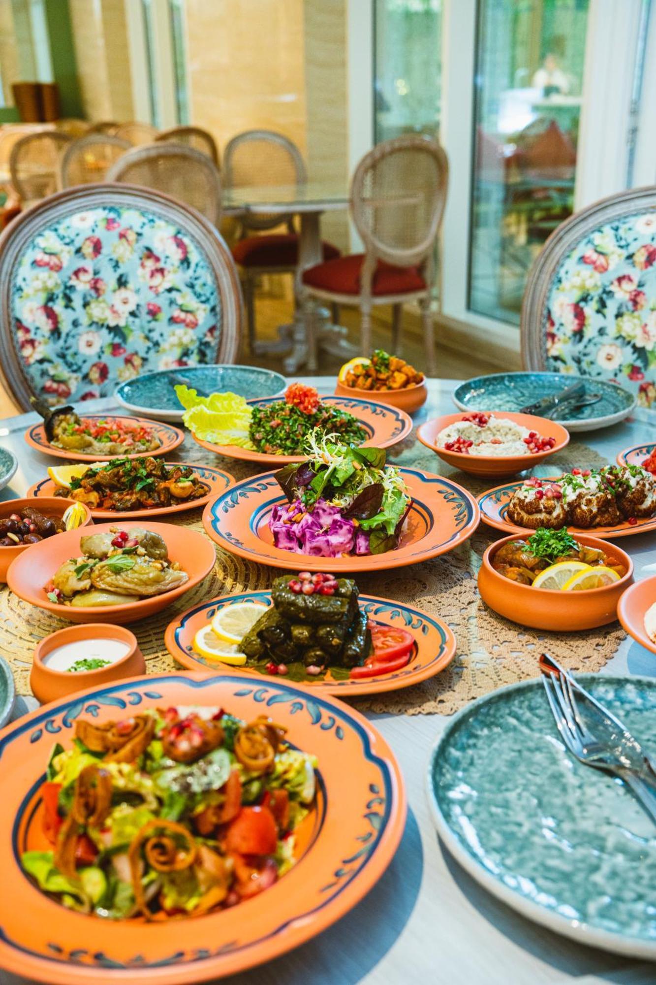 Millennium Place Doha Ngoại thất bức ảnh Armenian cuisine
